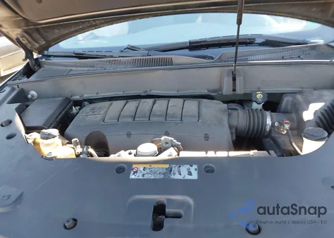 2015 Chevrolet Traverse 1Lt z USA, uszkodzony, nr VIN 1GNKRGKD3FJ300438